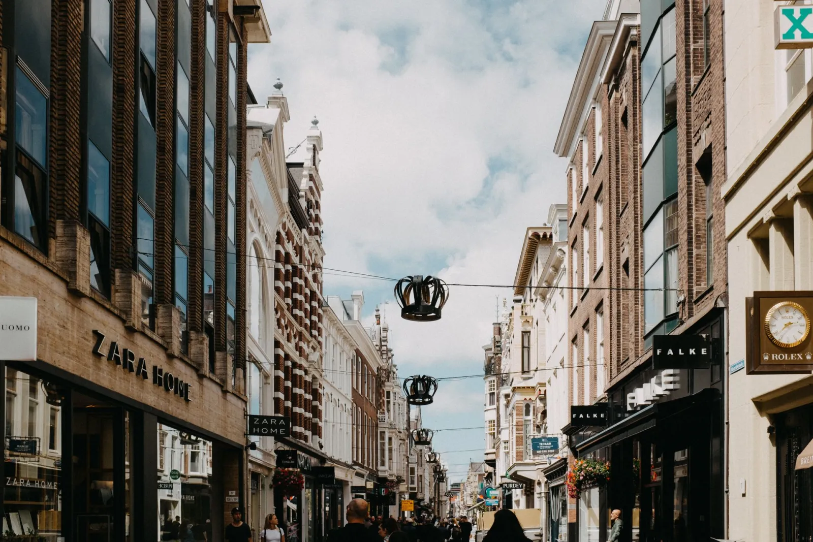 Чому street retail коштує дорожче