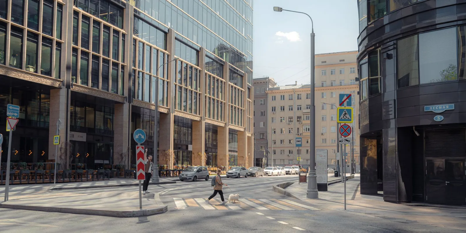 REIT: як купити частину торгового центру, складу або дата-центру, не купуючи саму будівлю