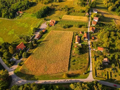 Українська земля після війни: хто заробить на зростанні цін, а хто залишиться з неліквідним активом