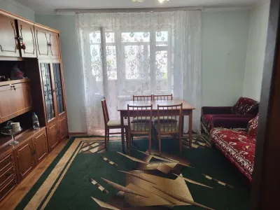 Продаж 3 кімнатної квартири по вул. Кравчука