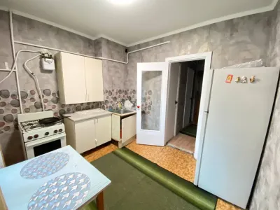 Продам 2х кімнатну квартиру в центрі міста