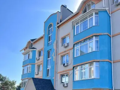 Продається 3-кімнатна квартира в центрі міста