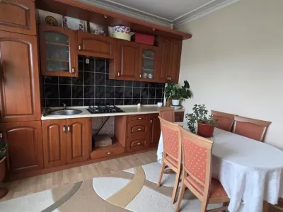 Будинок 200 кв.м., 7 соток,  р-н 3 школи