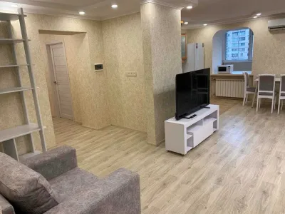 Кухня-студія 48м² + спальня + кабінет, загальна площа 97м², фото 2