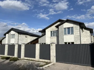 Продаж нового сучасного будинку 168 м² Бородинський район