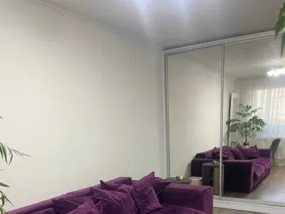 Вид на Дніпро! Продаж 2 кімн. квартири з сучасним ремонтом, фото 2