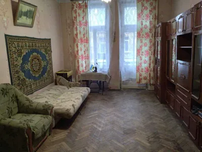 Продаж 2 кімнатної квартири в центрі, фото 2