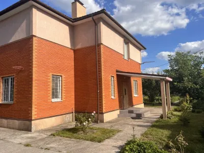 Продам капітальний будинок 270 кв.м