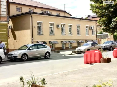 Офісне приміщення в Києві / Поділ