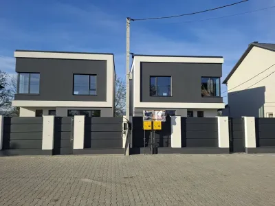 Продаж будинків Годилів