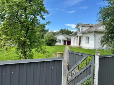 Будинок затишний для великої родини • 110 м²