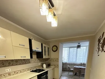 2к Вишневе Боголюбова 20