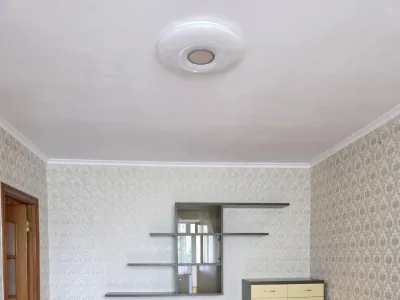 2К квартира 1 поверх, оптика інтернет, біля метро • 50 м²