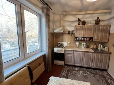 Продаж 1 кімнатна квартира 38 м²