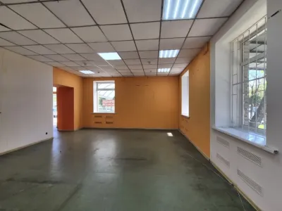 Оренда Фасад 71 кв.м магазин