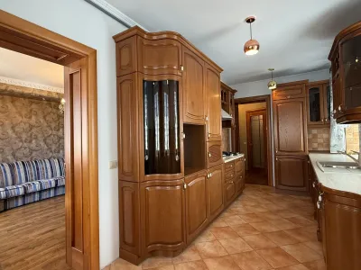 Простора 3-кімнатна квартира біля Ратуші, фото 4