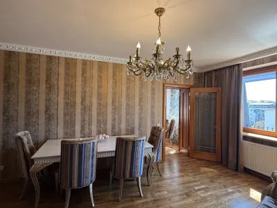 Простора 3-кімнатна квартира біля Ратуші, фото 10