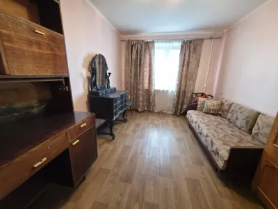 Продаж 3К квартира масив Сонячний