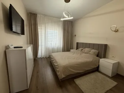 Продаж кутового котеджу з гаражем, фото 2