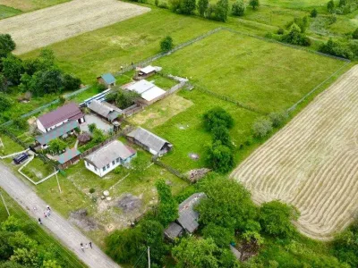 2 будинки на 3 га. Міні Ферма біля Малину • 500 м²