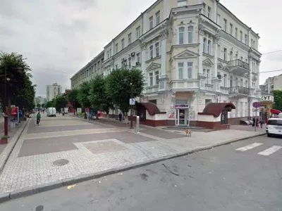 Центральна частина